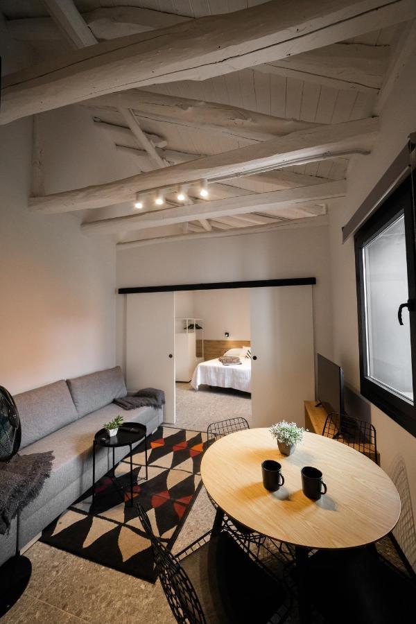 Apartamentos Mk77 Leon - Lahoz Bagian luar foto