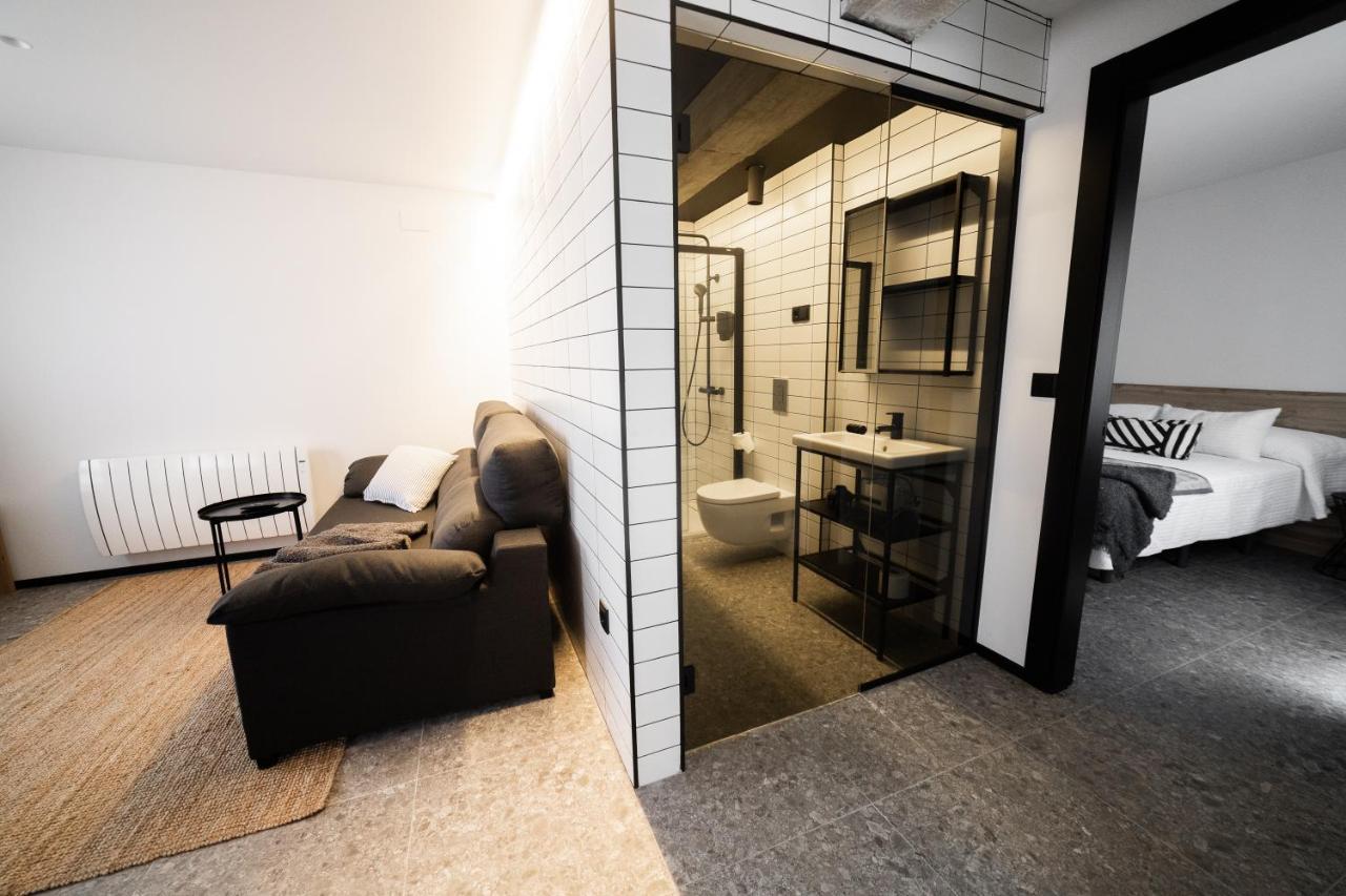 Apartamentos Mk77 Leon - Lahoz Bagian luar foto